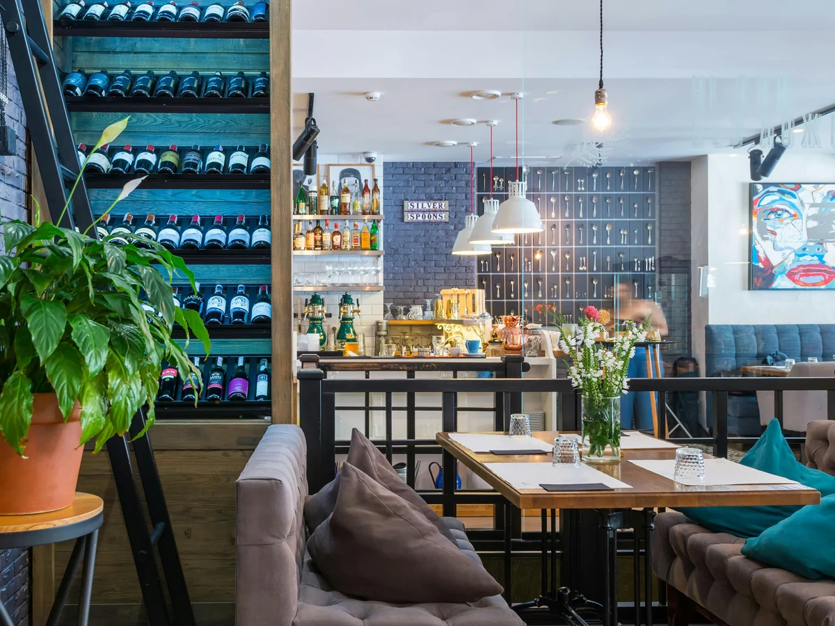 commercial-painting-stylish-bar-restaurant-hull-decorators Commercial painting of a stylish bar and restaurant interior by Hull Decorators, Goole