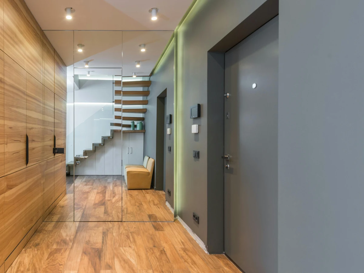 hallway-painting-modern-hallway-wood-hull-decorators Hallway painting and decorating in a Victorian terrace on Beverley Road Hull by Hull Decorators